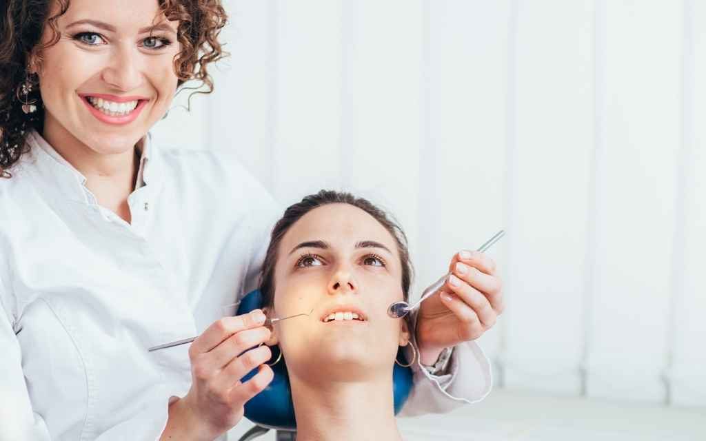 Alanya wisdom tooth extraction — Ova Dent